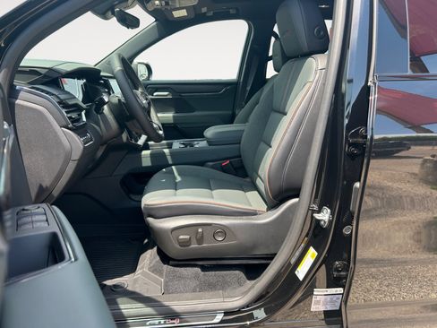 New 2026 GMC Acadia AT4 w/ LPO, Floor Liner Package image 23