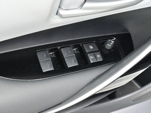 Used 2024 Toyota Corolla XSE FWD image 11