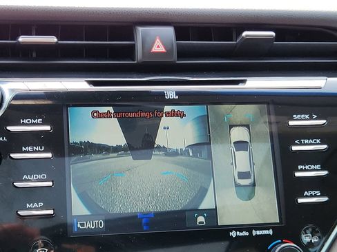 Used 2018 Toyota Camry XLE w/ Driver Assist Package FWD image 26