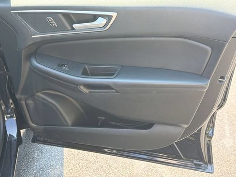 Used 2024 Ford Edge SEL AWD/4WD image 15