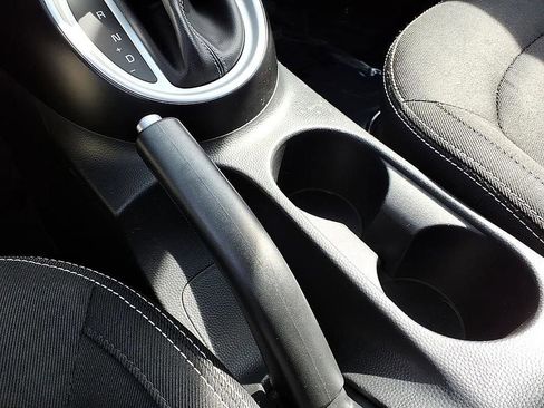 Used 2018 Kia Soul + image 23