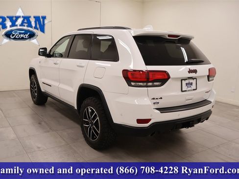 Used 2021 Jeep Grand Cherokee Trailhawk w/ Trailhawk Luxury Group image 3