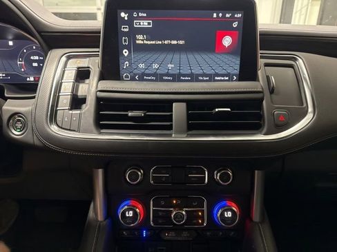 Used 2022 GMC Yukon SLT w/ SLT Premium Package AWD/4WD image 10