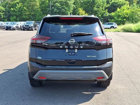 Certified 2023 Nissan Rogue SV w/ SV Premium B Package AWD/4WD image 5