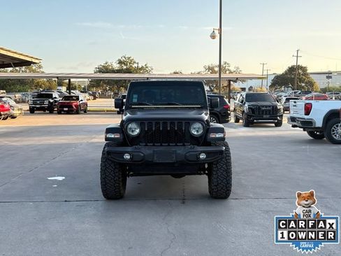 Used 2022 Jeep Gladiator Sport AWD/4WD image 18