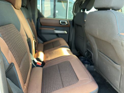 Used 2022 Ford Bronco Outer Banks AWD/4WD image 13