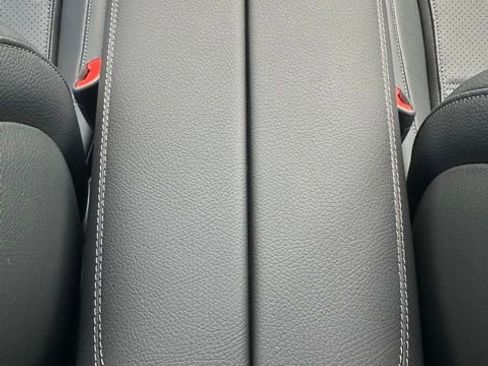 Used 2026 Mercedes-Benz GLC 300 4MATIC image 30