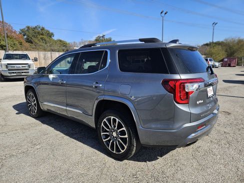 Used 2022 GMC Acadia Denali w/ Denali Technology Package image 6