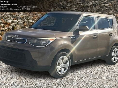 Used 2015 Kia Soul Base image 1