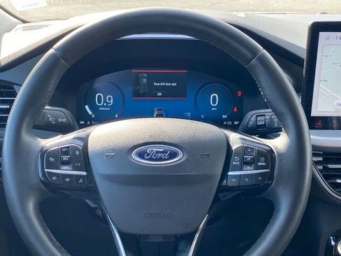 Used 2023 Ford Escape Platinum AWD/4WD image 8