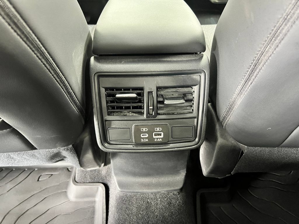 Used 2026 Subaru Forester Premium AWD/4WD image 19