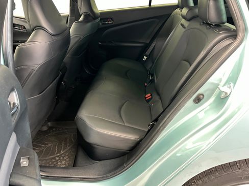 Used 2017 Toyota Prius Three FWD image 21