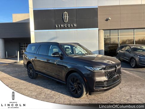 New 2026 Lincoln Navigator L Reserve image 1