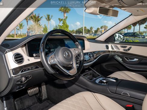 Used 2019 Mercedes-Benz S 560 Sedan image 8