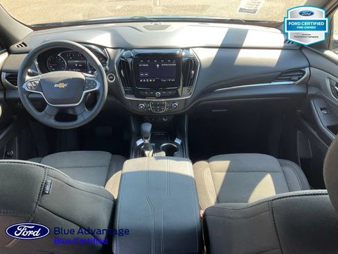 Used 2023 Chevrolet Traverse LT AWD/4WD image 6