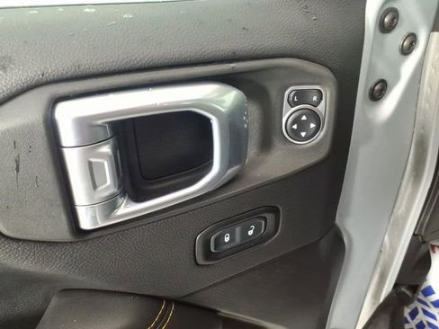 Used 2024 Jeep Wrangler Sahara w/ Dual Top Group image 15