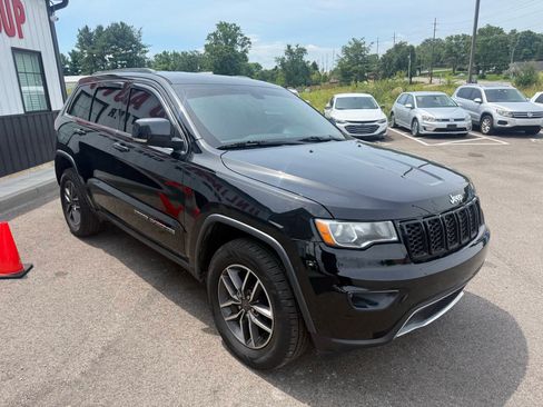 Used 2019 Jeep Grand Cherokee Limited AWD/4WD image 5