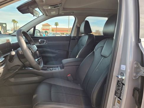 New 2026 Kia Sorento S image 9