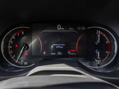 Certified 2024 Toyota RAV4 LE image 28