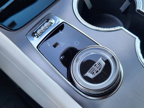 Used 2026 Cadillac Vistiq Sport w/ LPO, Floor Liner Package image 20