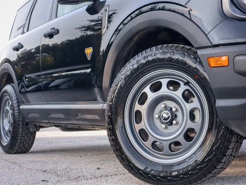 Used 2021 Ford Bronco Sport Badlands image 2