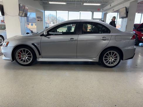 Used 2011 Mitsubishi Lancer Evolution MR image 12