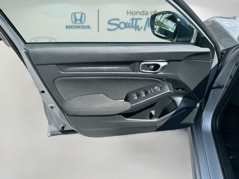 Used 2024 Honda Civic Sport image 17