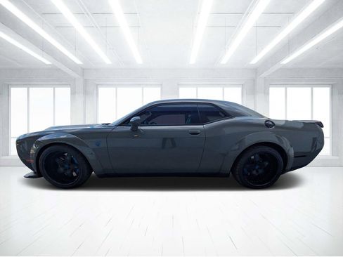 Used 2019 Dodge Challenger SRT Hellcat w/ Widebody Package image 6
