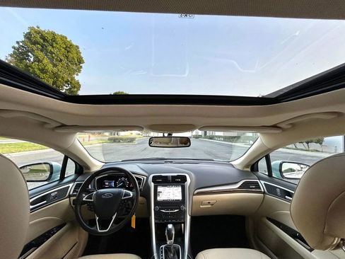Used 2013 Ford Fusion Energi SE FWD image 13