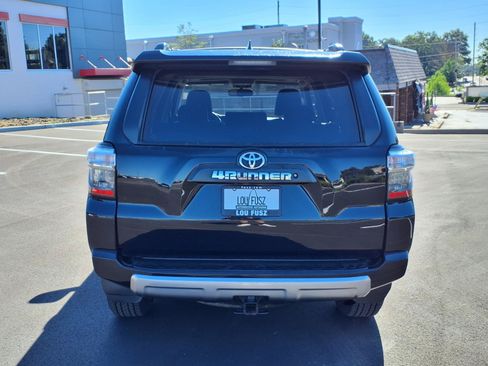 Used 2019 Toyota 4Runner TRD Off-Road Premium AWD/4WD image 28