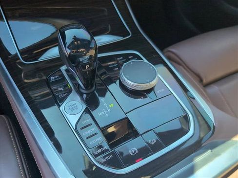 Used 2019 BMW X5 xDrive40i w/ M Sport Package image 15