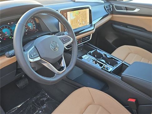 New 2026 Volkswagen Atlas Cross Sport SEL image 21