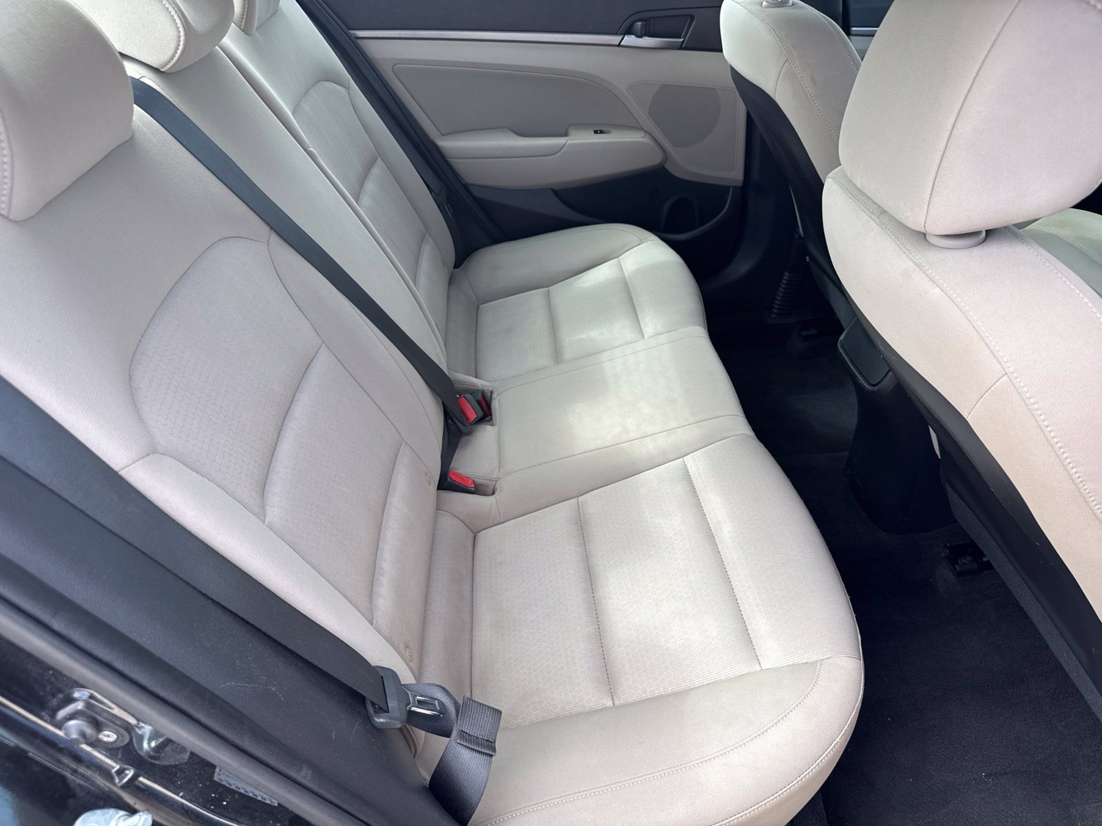 Used 2017 Hyundai Elantra SE FWD image 20
