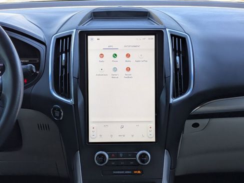 Used 2022 Ford Edge Titanium image 20