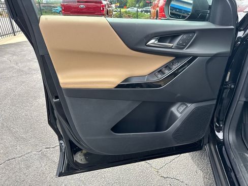 New 2026 Chevrolet Equinox ACTIV w/ Convenience Package III FWD image 11