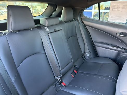 Used 2022 Lexus UX 200 w/ Accessory Package (Z1) FWD image 24