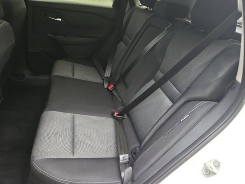 Used 2025 Nissan Rogue SV AWD/4WD image 8