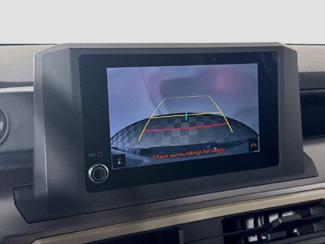 Used 2025 Toyota Tacoma TRD Off-Road AWD/4WD image 21