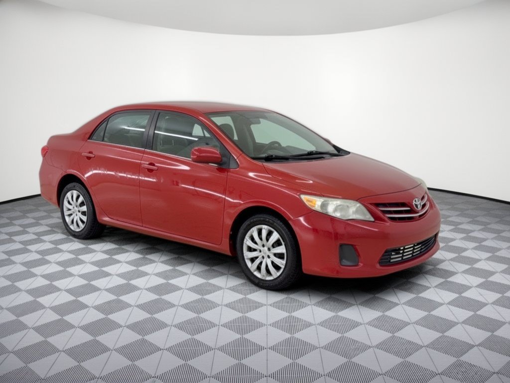 Used 2013 Toyota Corolla LE FWD image 7