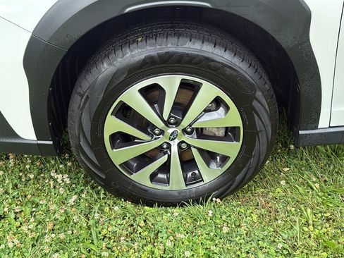 Certified 2025 Subaru Outback Premium AWD/4WD image 7