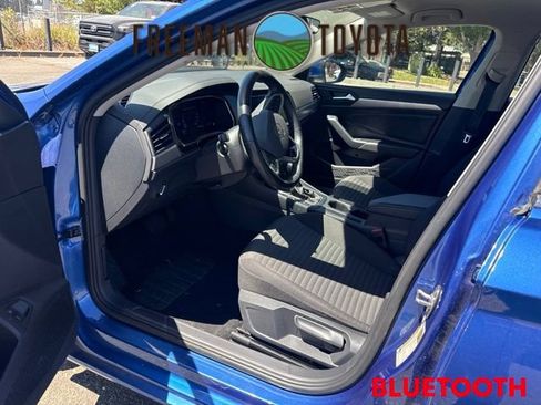 Used 2024 Volkswagen Jetta S FWD image 6