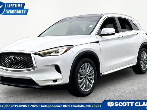 Used 2023 INFINITI QX50 Luxe FWD image 3