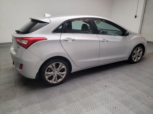 Used 2015 Hyundai Elantra GT w/ Option Group 02 FWD image 10