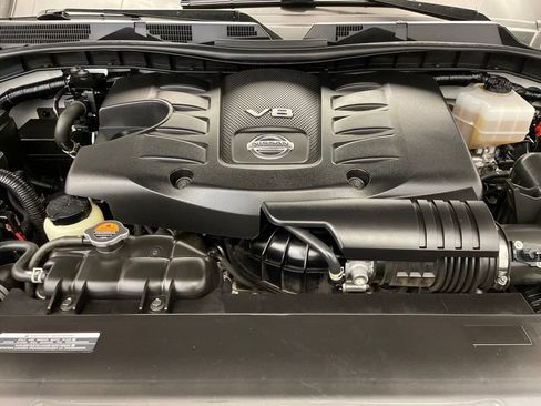 Used 2022 Nissan Armada SL w/ Captain's Chairs Package RWD image 32