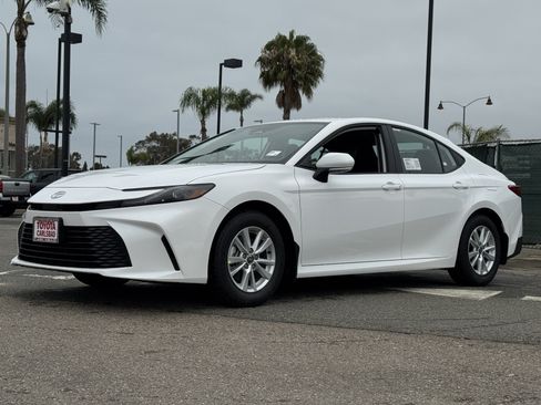 New 2026 Toyota Camry LE FWD image 11