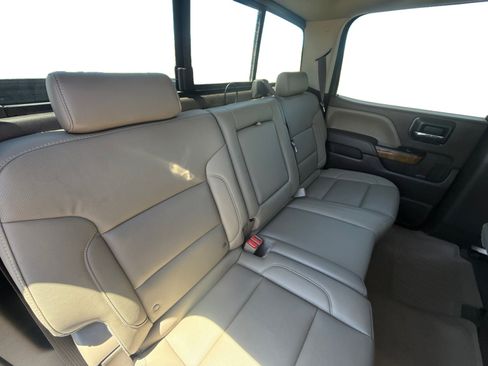 Used 2018 GMC Sierra 1500 SLT AWD/4WD image 18