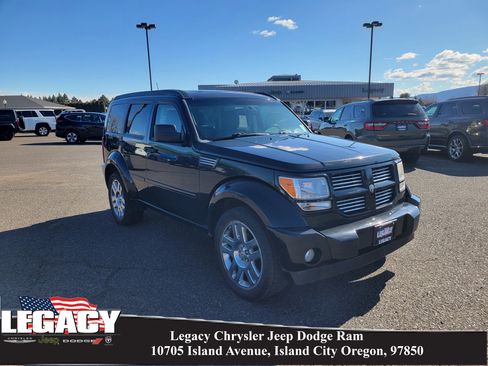 Used 2008 Dodge Nitro R/T image 1