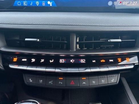Used 2025 Cadillac CT5 Premium Luxury RWD image 10