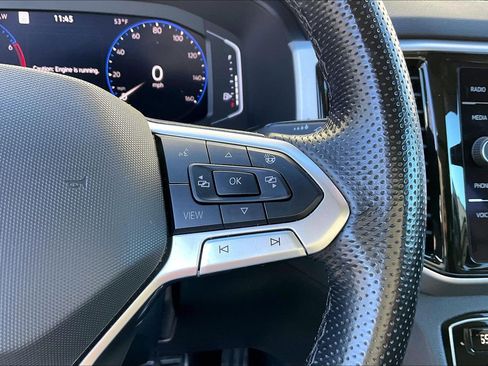 Certified 2021 Volkswagen Atlas SEL R-Line image 19