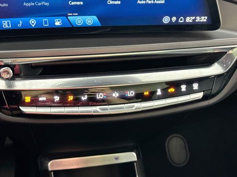 Used 2024 Cadillac Lyriq Tech w/ Driver Assist Package AWD/4WD image 19